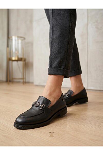 Venüs 2411515Y Γυναικεία παπούτσια Loafer με αγκράφα από γνήσιο δέρμα