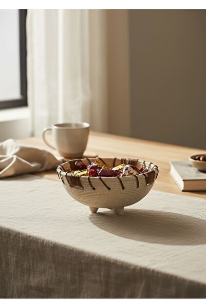 Casco Ceramic Serving Bowl with Feet and Leather Touch Finish