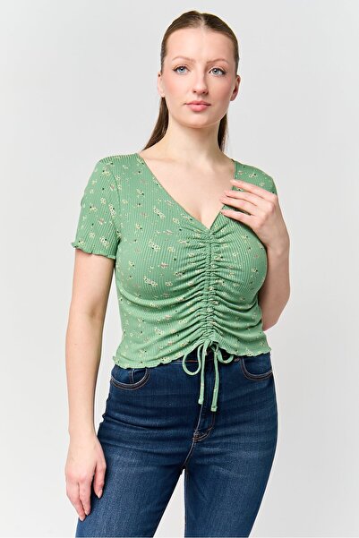 Don't Call Me Jennyfer Women V-Neck Floral Print Short Sleeve Top, Olive