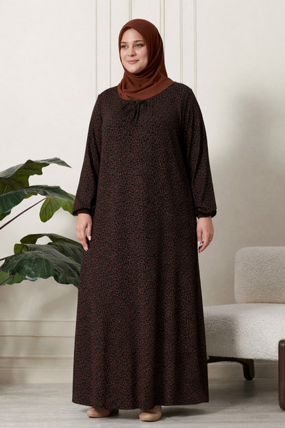 Ferace Γυναικείο φόρεμα με τετράγωνο γιακά σε μεγάλο μέγεθος