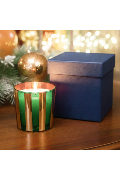 Tohfa Luxe - UAE Emerald Glow Soy Candle in Gift Box