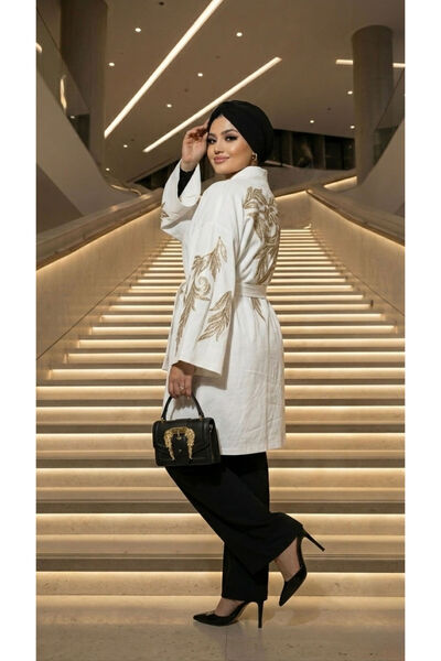 Moda Nurhan Beyaz Tasarım Kimono