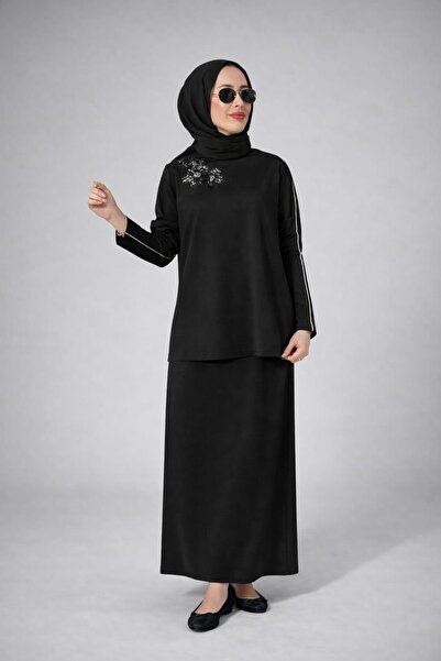 Nurcan Çetin 26441 Σετ φούστας τουνίκ με παγιέτες και λεπτομέρεια από διακοσμ...