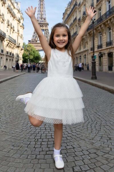 Riccotarz Κοριτσίστικο αμάνικο λευκό φόρεμα με δαντέλα στο γιακά, κεντημένη δ...