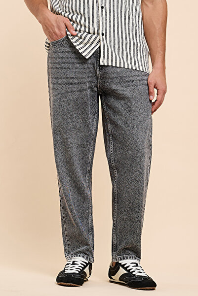 R&B Washed Relaxed Fit Jeans with Button Closure