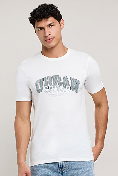 R&B Typography Print T-Shirt with Crew Neck and Short Sleeves