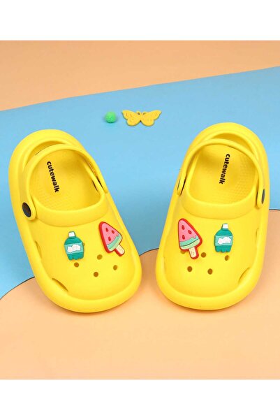 Cute Walk by Babyhug حذاء كلوغز بحزام خلفي وتطريز آيس كريم - أصفر