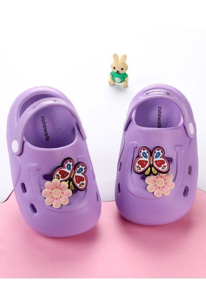 Cute Walk by Babyhug حذاء كلوغز بحزام خلفي مزين بتطريزات الزهور والفراشات - ب...