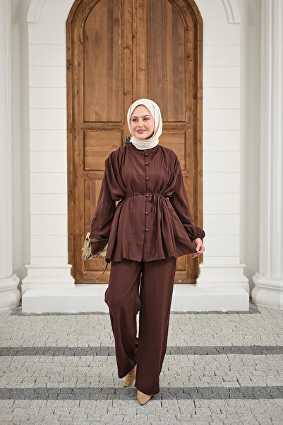 LOCCO Γυναικείο Σετ Παντελόνι Πιλάστρα με Κουμπιά και Λεπτομέρεια Πιέτες Καφέ