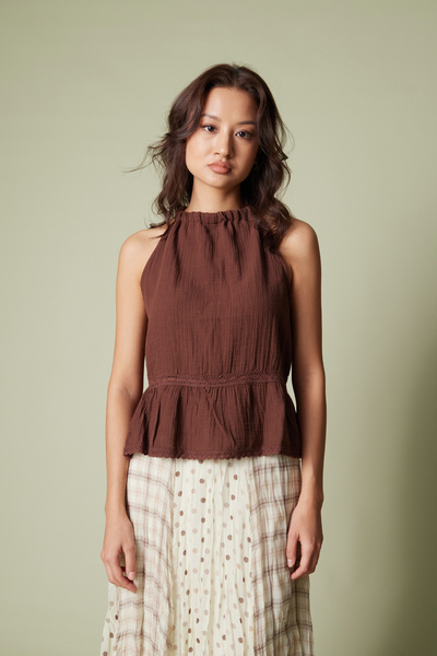 Nisan ΤΟΠ ΜΕ ΔΙΑΚΟΣΜΗΣΗ ΔΑΝΤΕΛΗΣ ΚΑΙ ΜΟΥΣΛΙΝΑ ΥΦΑΣΜΑΤΑ