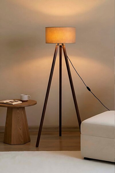 Rivaİstanbul Kahverengi Dokulu Silindir Başlık Ahşap Üç Ayaklı Lambader krem