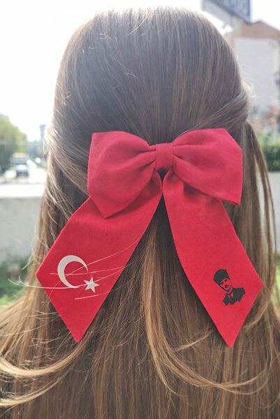 Behind party store مشبك شعر أحمر بتصميم 23 أبريل مع توقيع أتاتورك وصورة ظلية ...