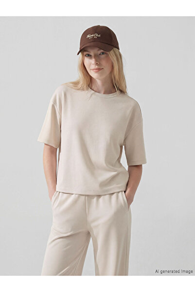 LC Waikiki Nevavm Farkıyla Oval Collar Soft Touch Women's T-Shirt