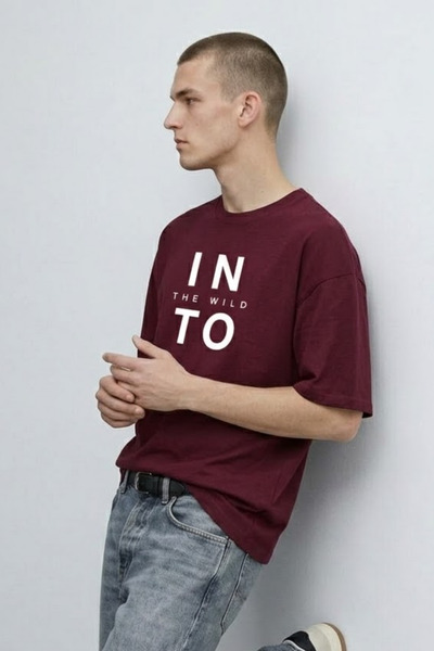 MATERIAL Ανδρικό μπλουζάκι με στάμπα Into The Wild σε μπορντό χρώμα