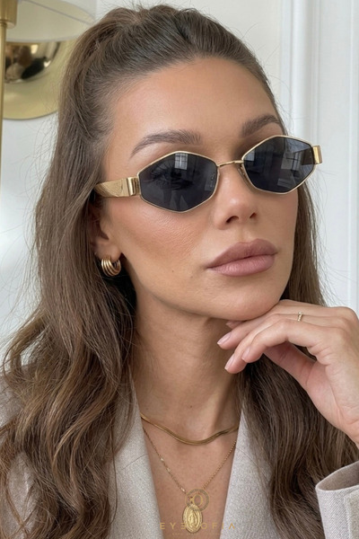 Eyesofia نظارات شمسية نسائية من Calenia بإطار ذهبي هندسي أسود خفيف للغاية مع ...
