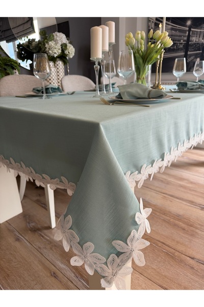 Decamor home Τραπεζομάντηλο σε πράσινο μέντας με λινή υφή και λεπτομέρεια από...