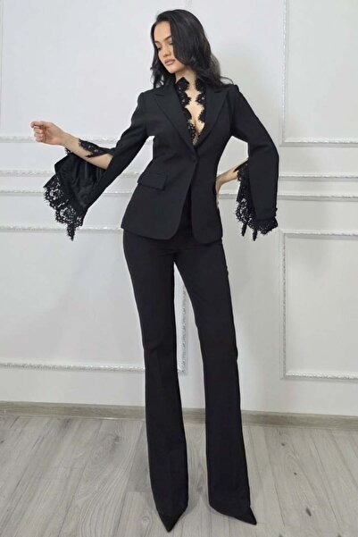 FashionForYou Κομψό γυναικείο κοστούμι Ravielle με σακάκι και παντελόνι καμπά...