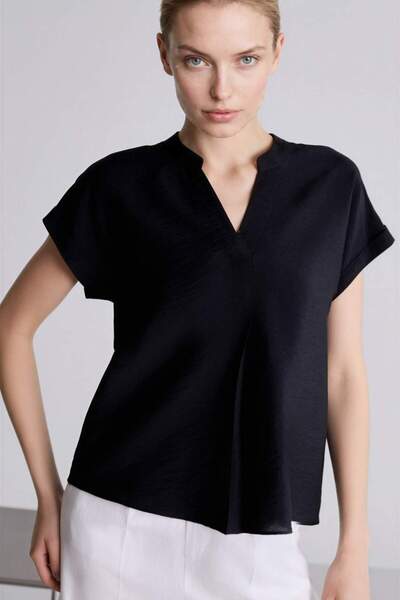 DeFacto Μπλούζα - Μαύρο - Στενή γραμμή