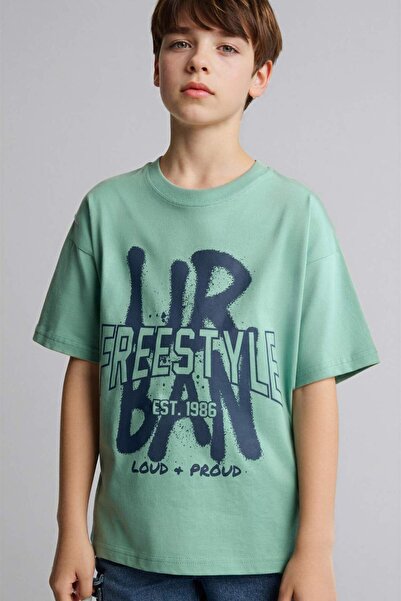 DeFacto New Regular Fit Crew Neck Printed Short Sleeve T-Shirt for Boys H5714...