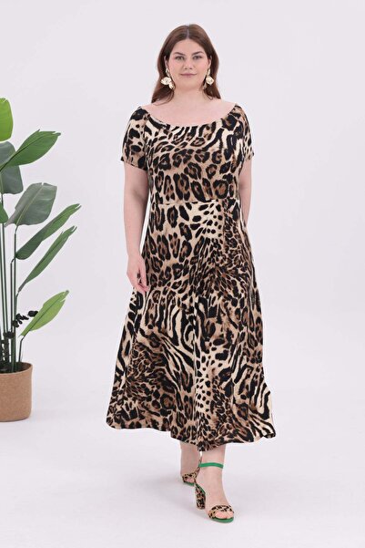 Madwilo Φόρεμα plus size - Καφέ - Σύντομο