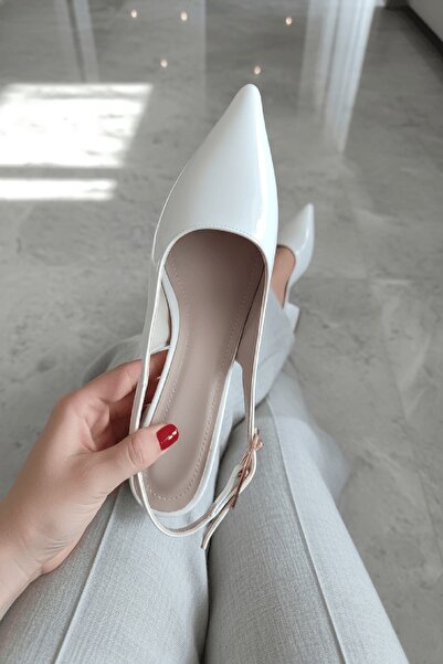 DURUNUN BUTİĞİ Γόβες με ψηλό τακούνι - Λευκό - Χαμηλό τακούνι (1-4 cm)