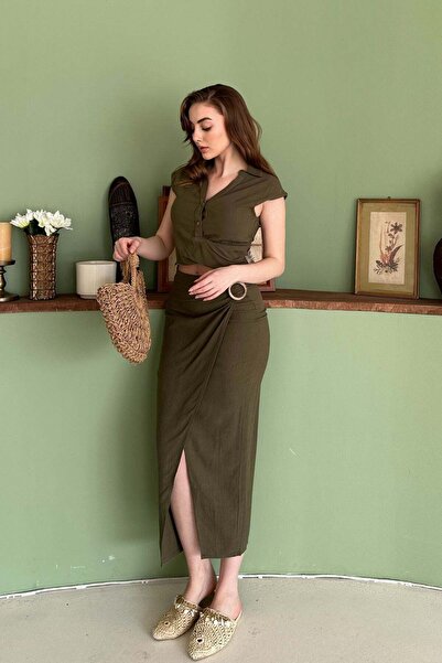 Elbee Fashion Woman Χακί λινό σετ μπλούζας και φούστας με σκίσιμο