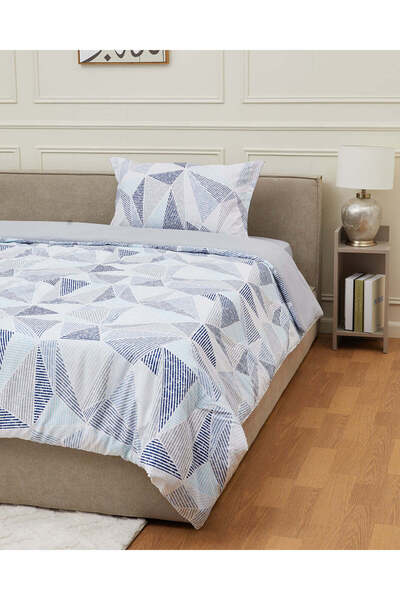REDTAG Blue 3 Piece Geometric Printed Comforter (220 x 160 cm)