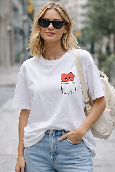 ArtYus Μπλουζάκι Unisex Oversize με λεπτομέρεια τσέπης και στάμπα καρδιάς – Β...