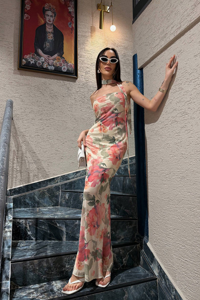 Ortaya Çık Φλοράλ Στράπλες Μάξι Φόρεμα