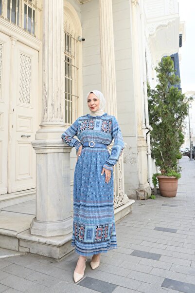 HNT Hayrunnisa Tesettür Desenli Boydan Piliseli Kemerli Şifon Elbise Bebe Mav...
