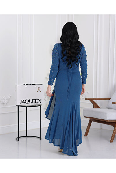 JAQUEEN فستان أزرق ملكي بقصة أنيقة وانسيابية