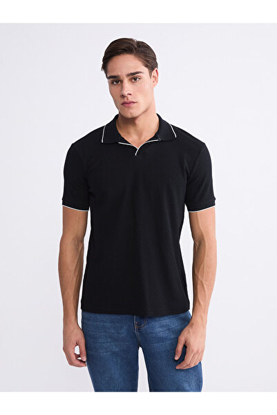 LC Waikiki Μαύρο ανδρικό μπλουζάκι με λαιμόκοψη πόλο από το plus-store