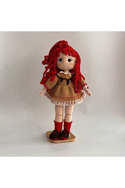 TOIVOS El Örgüsü Amigurumi Bebek | Kızıl Saçlı Tarçın Rengi Elbiseli Oyuncak |