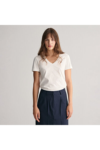 Gant Kadın Beyaz V Yaka Regular Fit Logolu T-Shirt