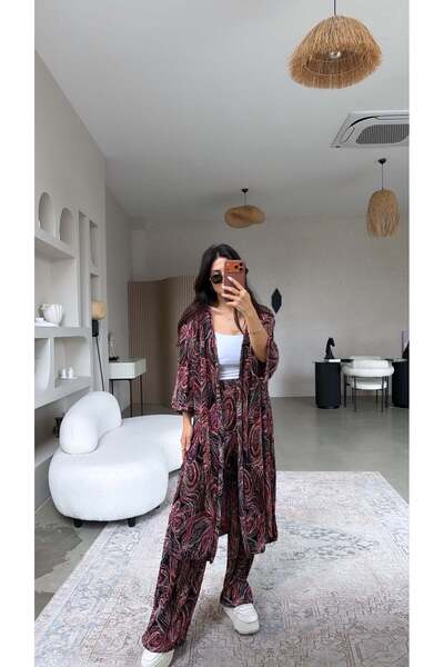 Buket Teke Σετ κιμονό με ροζ σχέδια και τσαλακωμένη υφή