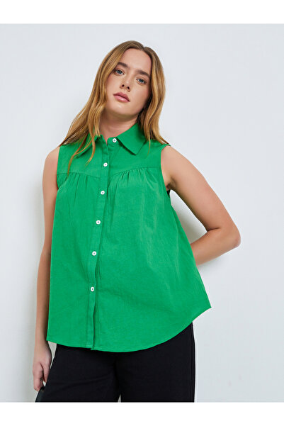 Take Two By Styli Green Solid Polo Neck Buttoned Top