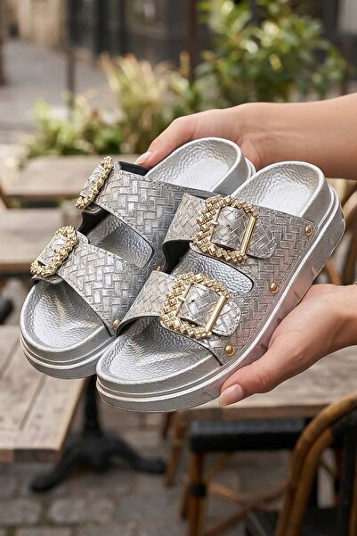 CARLA BELLA Γυναικείες παντόφλες Premium με χρυσή αγκράφα, κομψό σχέδιο, άνετ...