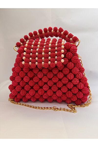 Forma Geantă elegantă handmade din mărgele roșii cu perle și lanț auriu