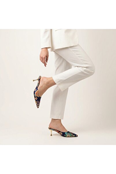 Letafia Παντόφλες με ορεινό έθνικ σχέδιο με χρυσό τακούνι