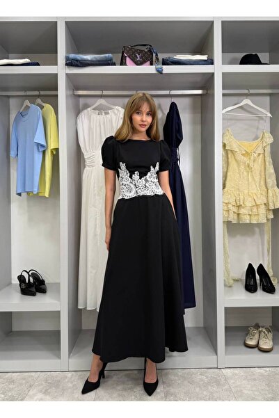 FLOWERİNG Γυναικείο μαύρο φόρεμα με δαντέλα στο στήθος