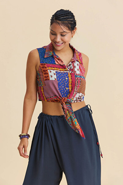 Los banditos Καλοκαιρινή μπλούζα με γιακά πουκάμισο ασύμμετρη κοπή