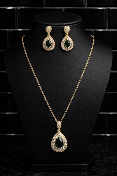 mothers dream Classic style zarcon locket set for women