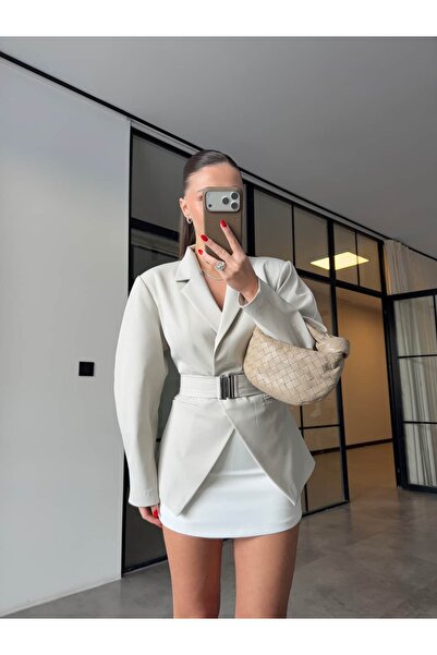 BB Bensu Buyruk ΖΩΝΩΤΟ ΜΠΟΥΦΑΝ ΜΠΕΖ ΜΕ ΛΕΠΤΟΜΕΡΕΙΕΣ ΑΠΟ ΛΕΑΤΡΟ ΛΑΤΕΞ