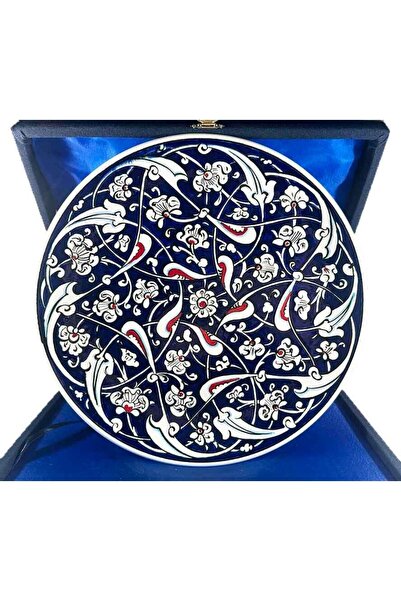 Çini Evi Cultural Gift – Navy Blue Rûmî Patterned İznik Tile Plate