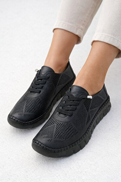 Tuğba Ortopedi Women's Genuine Leather Elastic Comfortable Casual Shoes