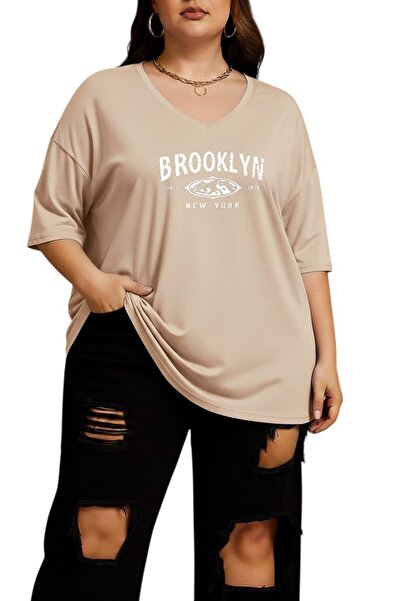 BENROMA Brooklyn Printed V-Neck Plus Size Oversized T-Shirt 3Cz1
