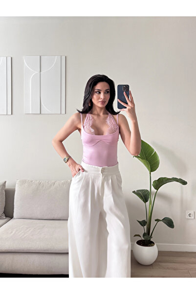 Zoom Butik Boyun Geçmeli Güpürlü Bodysuit - PEMBE