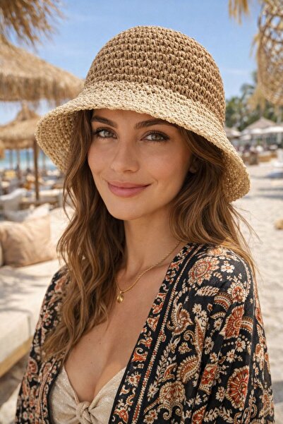 BALIENTE Γυναικείο καπέλο από ψάθινο υλικό, πλεκτό στο χέρι, σε χρώμα καμηλό