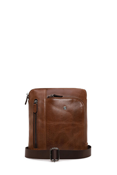 Derimod Ανδρική καφέ τσάντα χιαστί με μακρύ λουράκι 25WBD3537CR