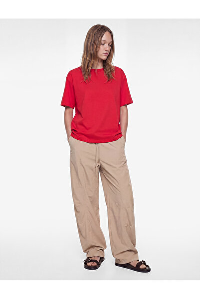 Koton Παντελόνι μπαλόνι με λεπτομέρεια στην τσέπη, δεμένο στη μέση, άνετη εφα...